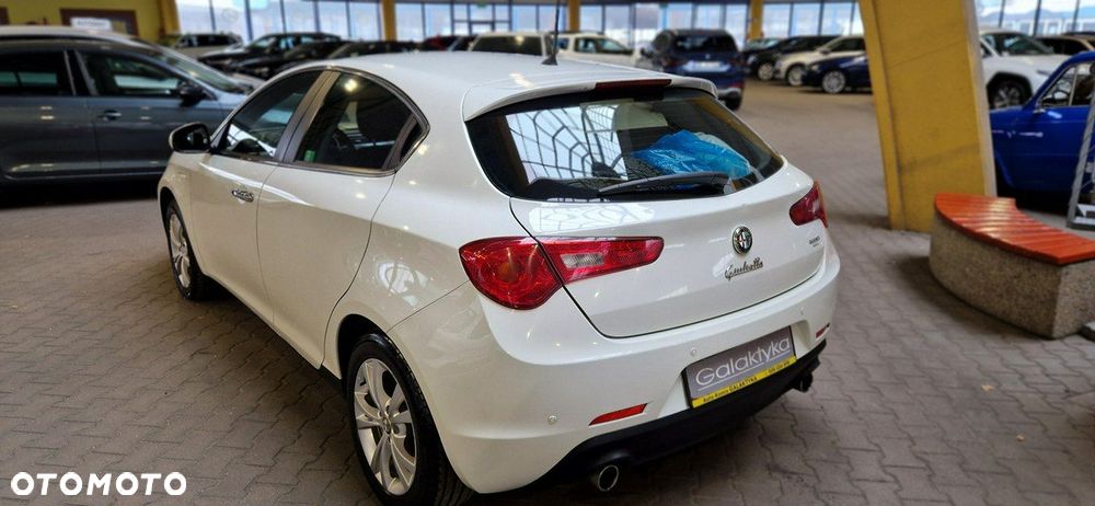 Alfa Romeo Giulietta - 6