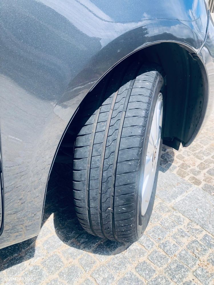 Toyota Yaris 1.4 D-4D Comfort+AC - 10