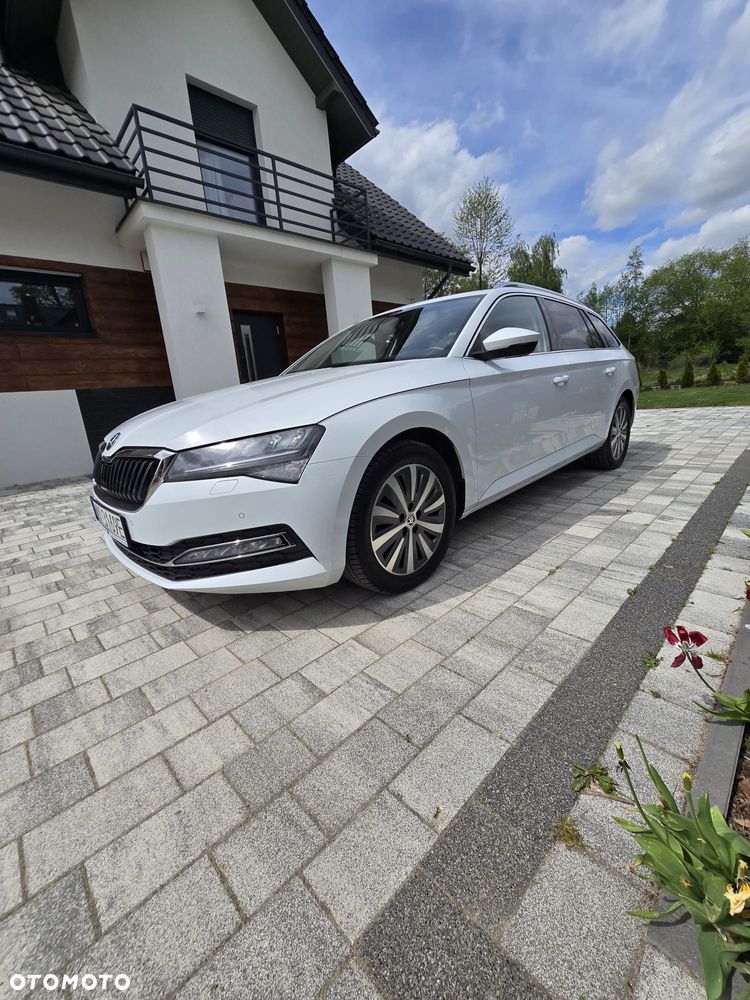 Skoda Superb 2.0 TDI SCR Ambition DSG - 2
