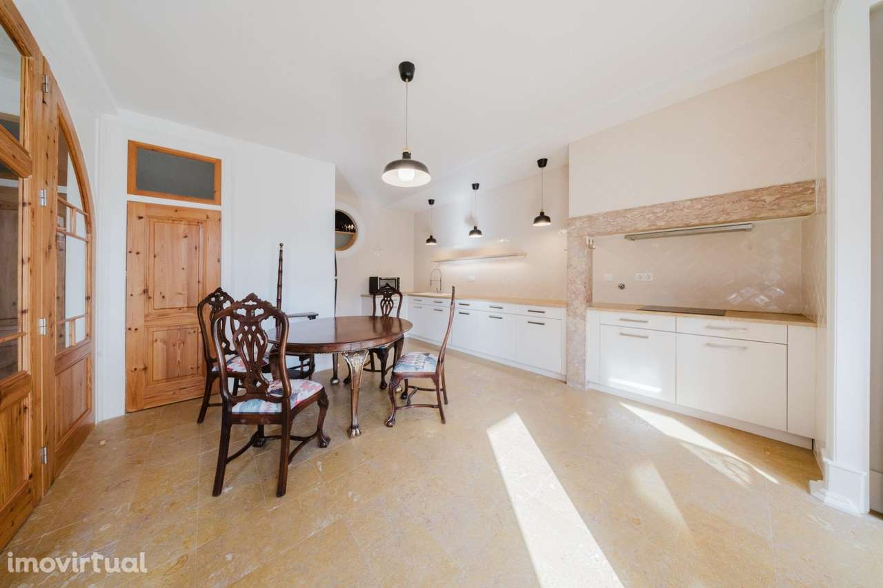 Apartamento T3 renovado junto à Avenida da Liberdade - Grande imagem: 5/34