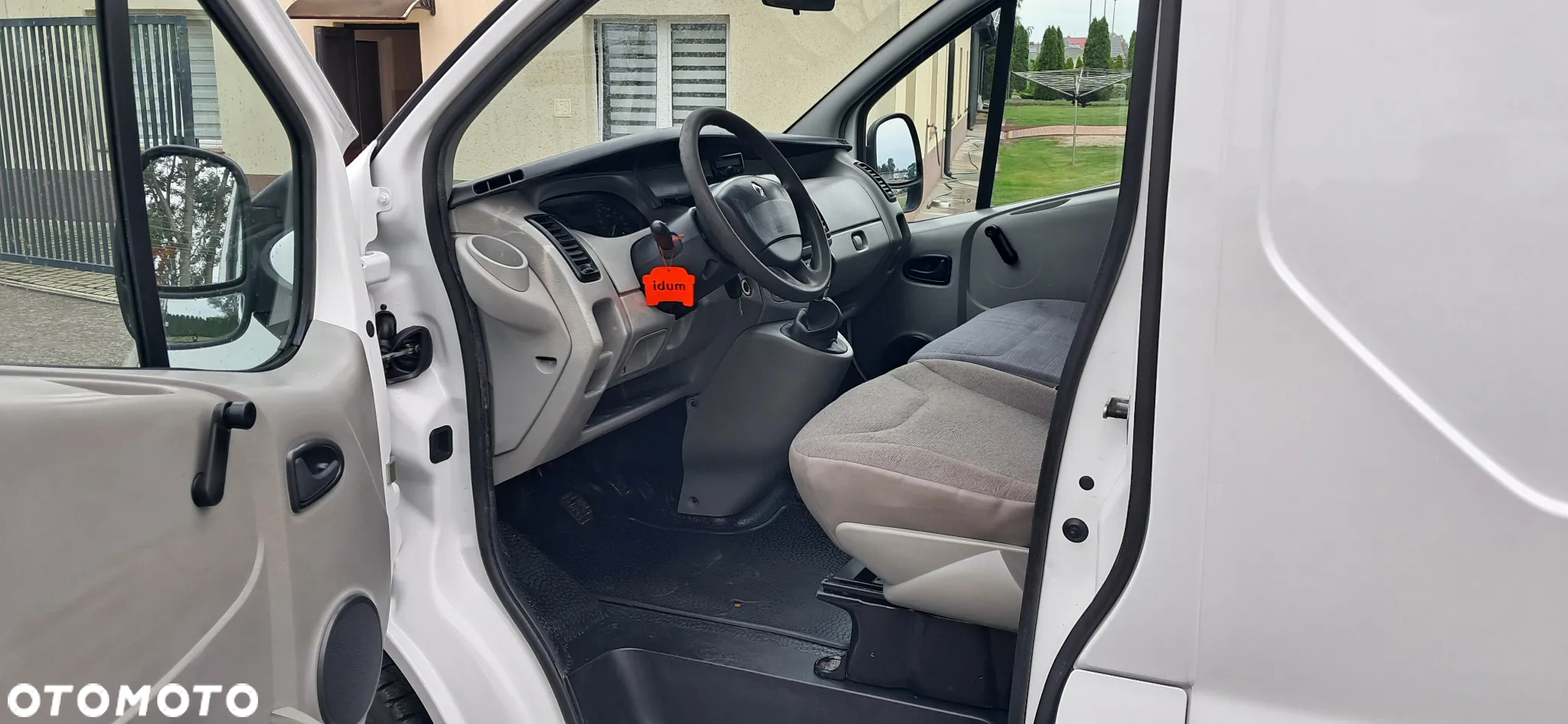 Renault Trafic T29 115 DCI - 11