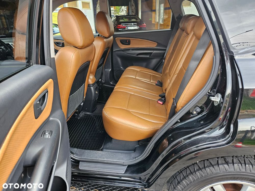 Hyundai Tucson 2.0 CRDi Premium - 8