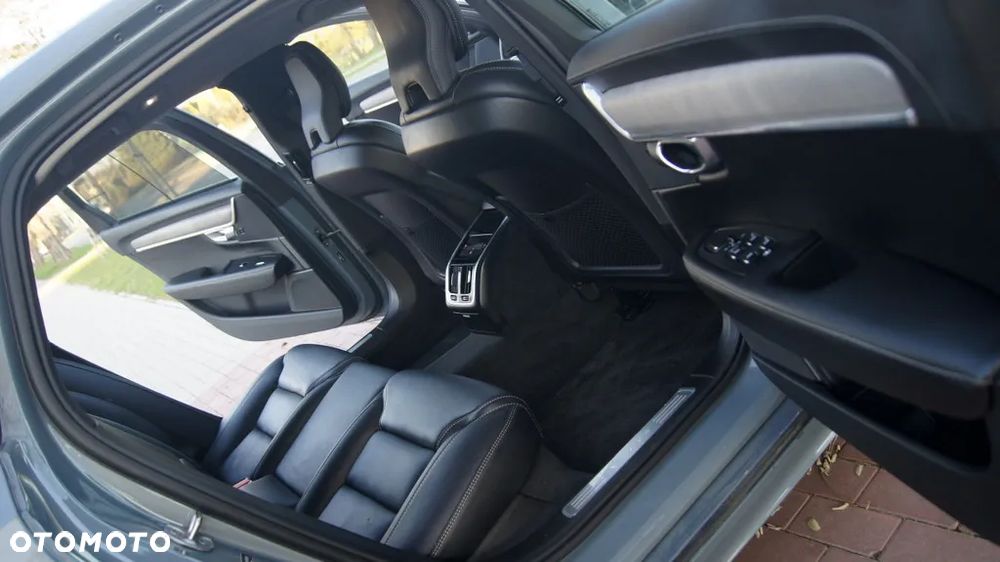 Volvo S90 T6 AWD Inscription - 32