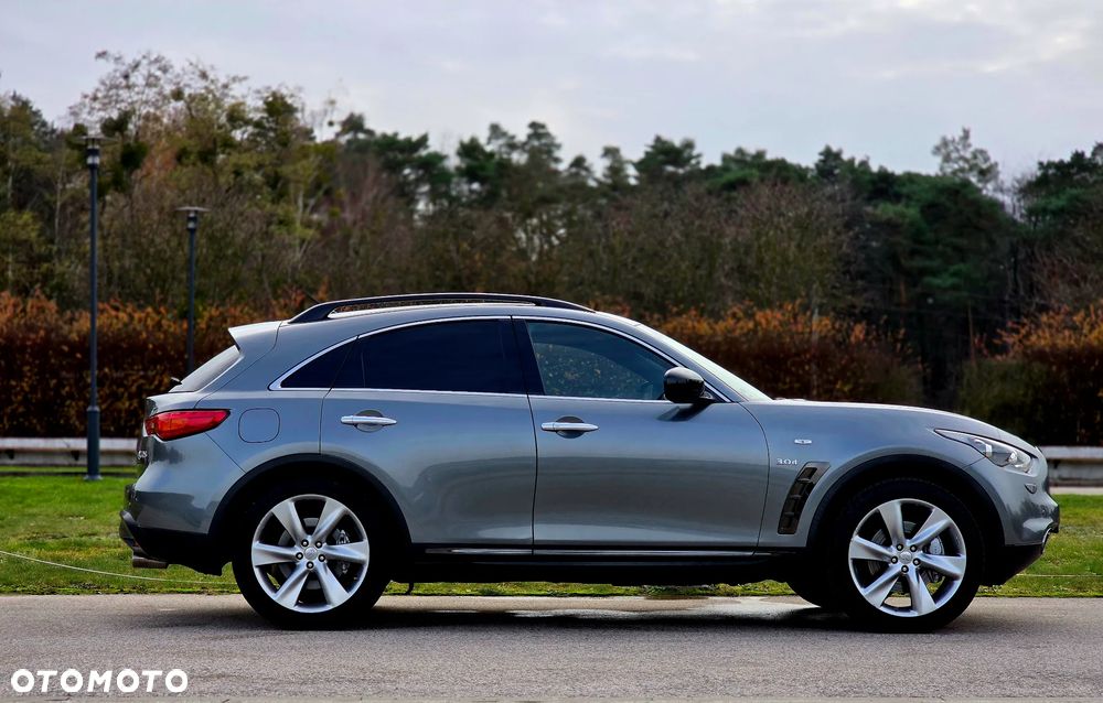 Infiniti QX70 3.0d AWD Design - 20
