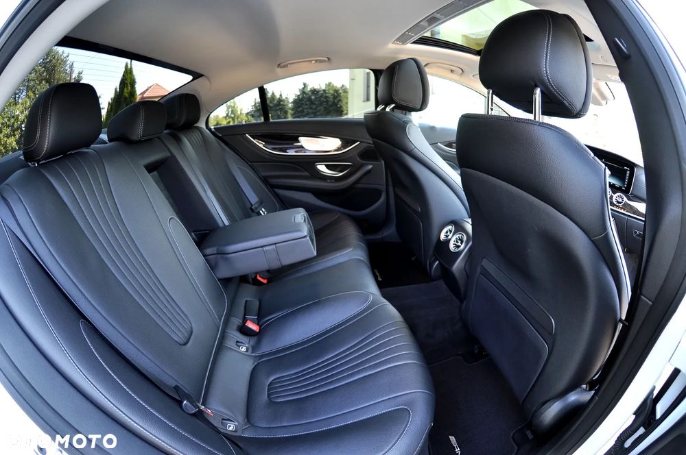 Mercedes-Benz CLS - 23