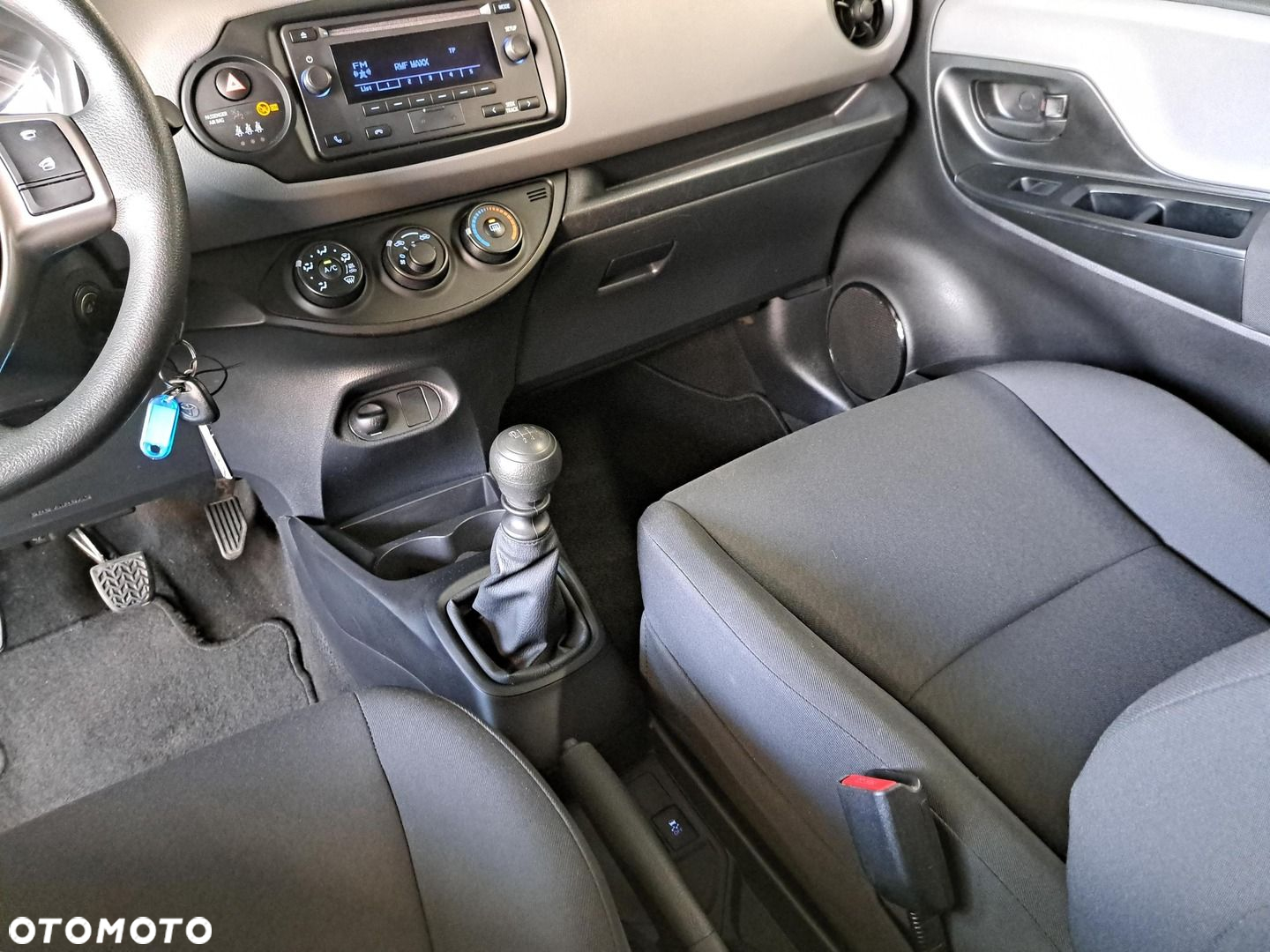 Toyota Yaris - 22