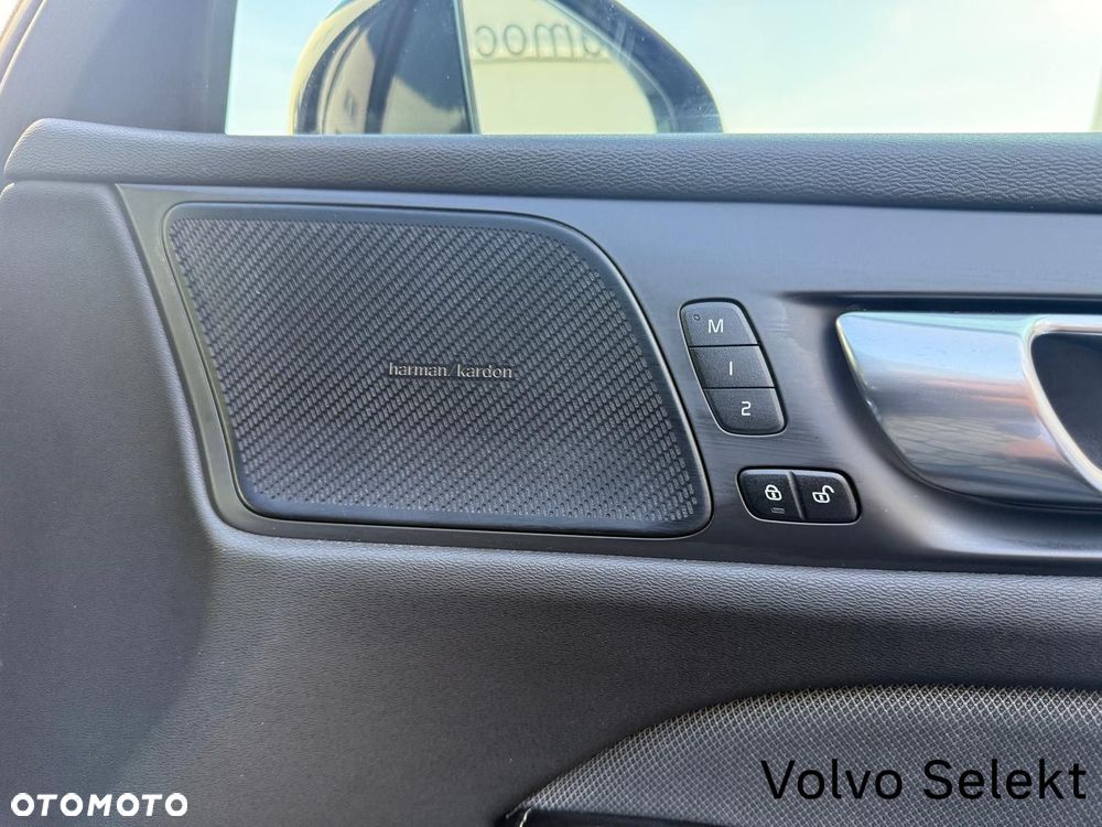 Volvo S60 - 37