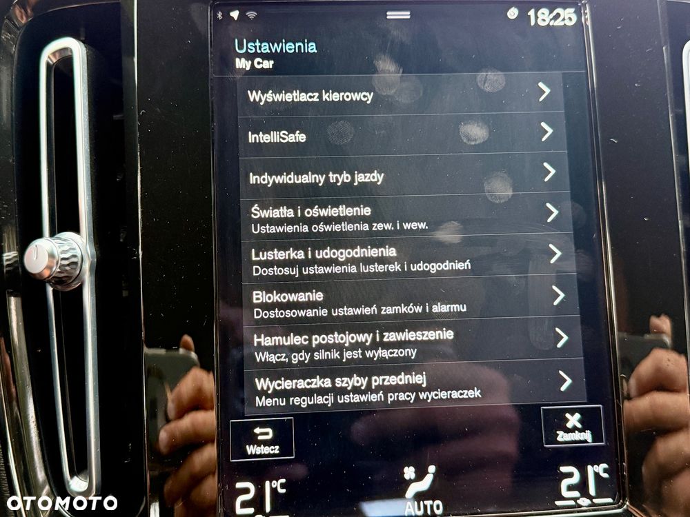 Volvo XC 40 T5 Plug-In Hybrid Momentum Pro - 21
