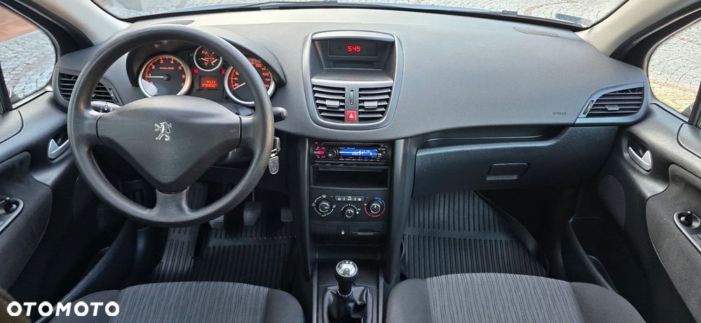 Peugeot 207 - 5