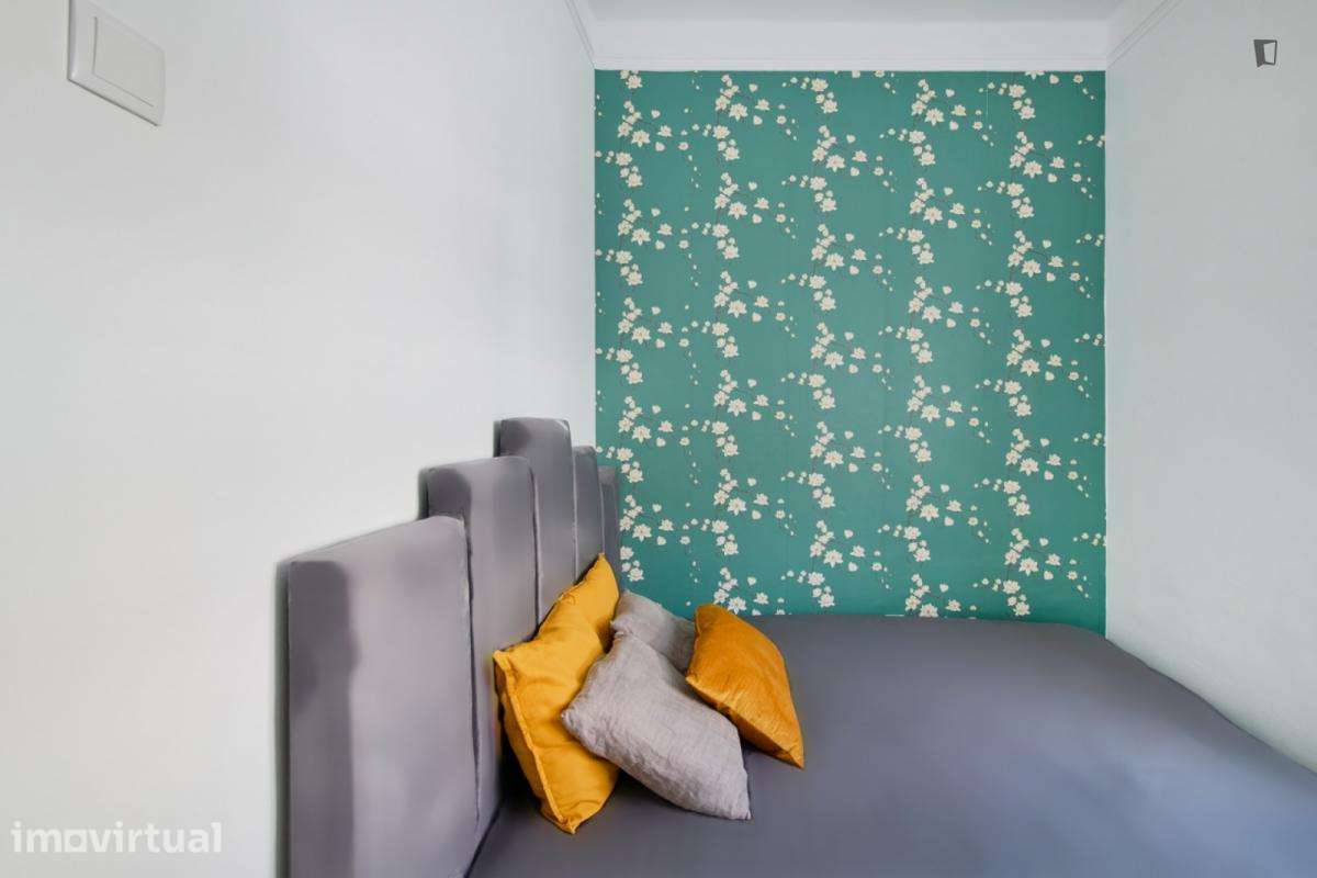 Quarto - localizado em Alcântara Lisbon - Grande imagem: 2/28