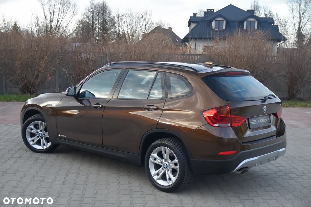 BMW X1 sDrive18d - 16
