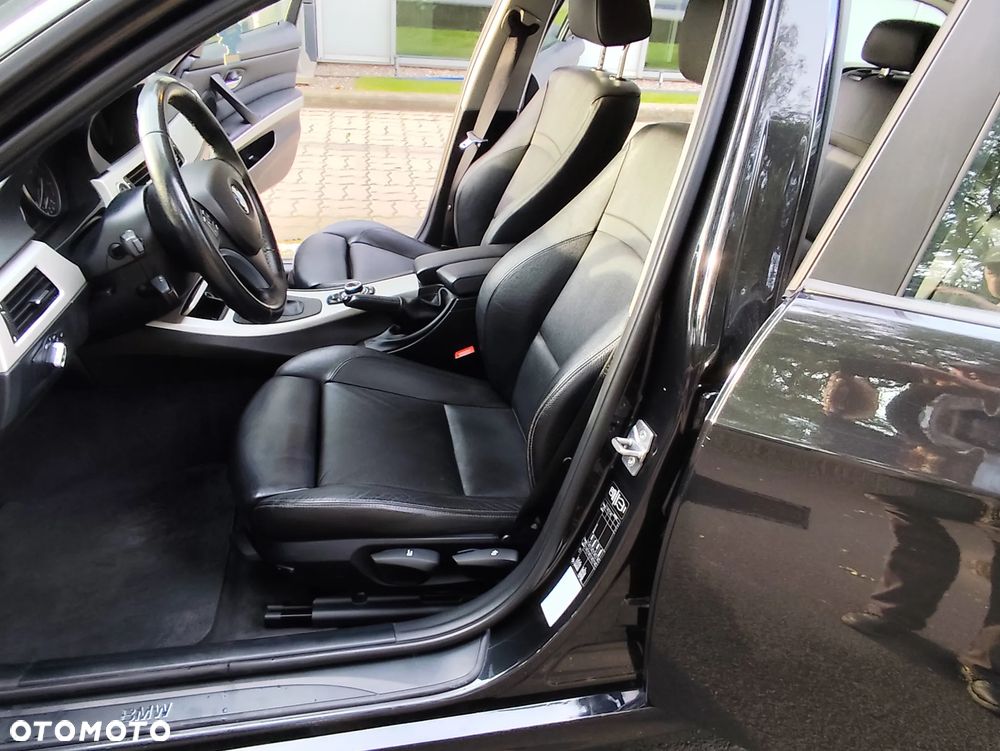 BMW Seria 3 - 12