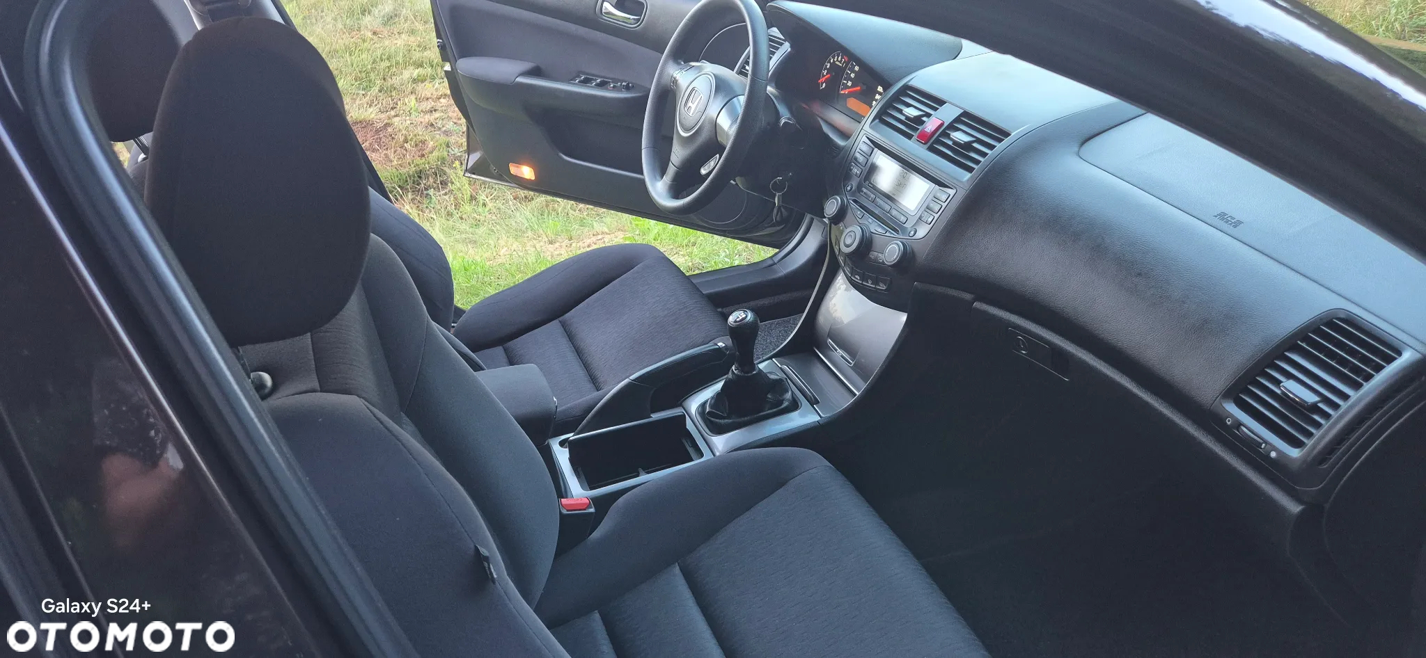 Honda Accord 2.0 Comfort - 22