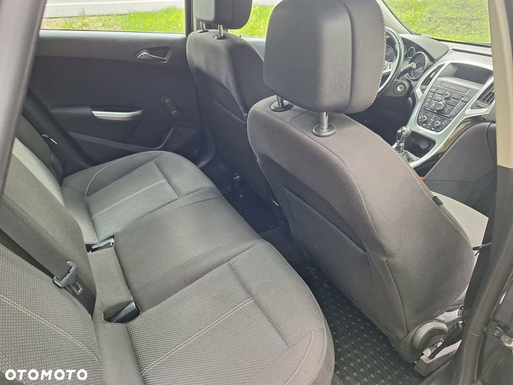 Opel Astra 1.3 CDTI Cosmo ecoFLEX - 8
