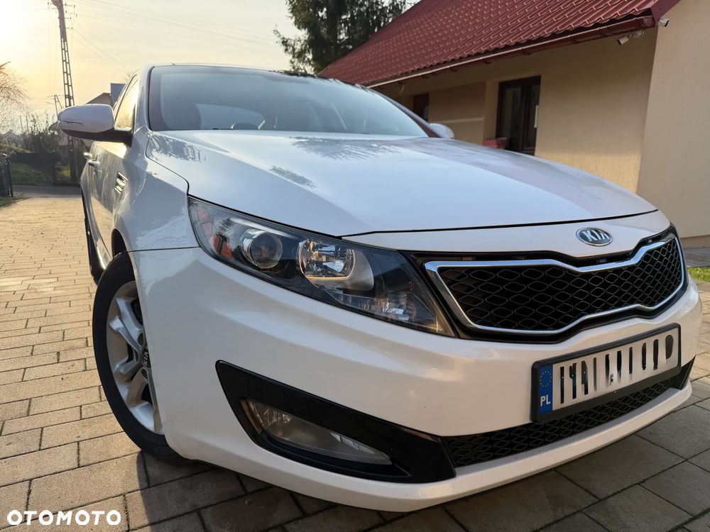 Kia Optima 2.0 XL - 7