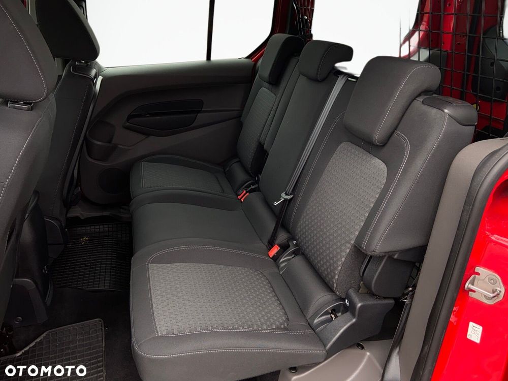 Ford Transit Connect - 12