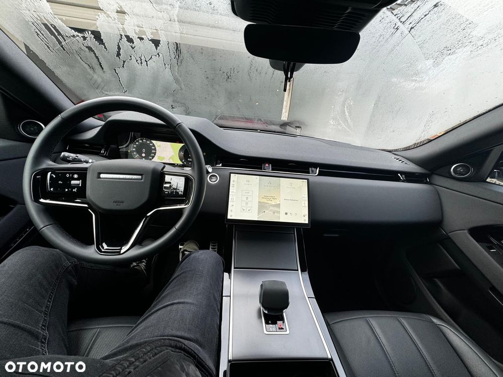 Land Rover Range Rover Evoque - 12