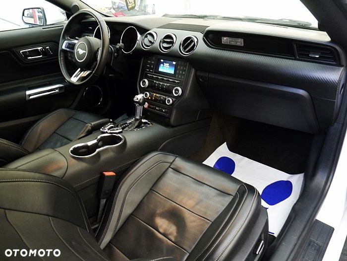 Ford Mustang 3.7 V6 Premium - 36