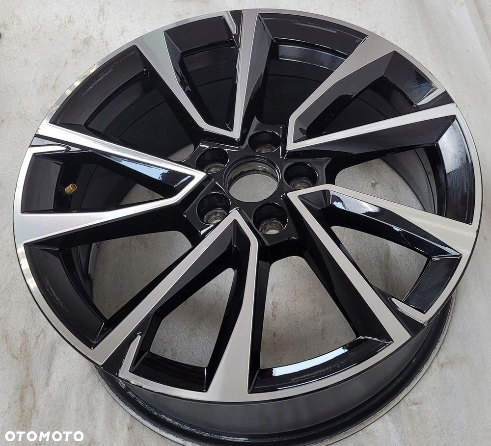 FELGA SKODA FABIA IV 2021- 7X17 ET51 5X100 6VA601025 - 6
