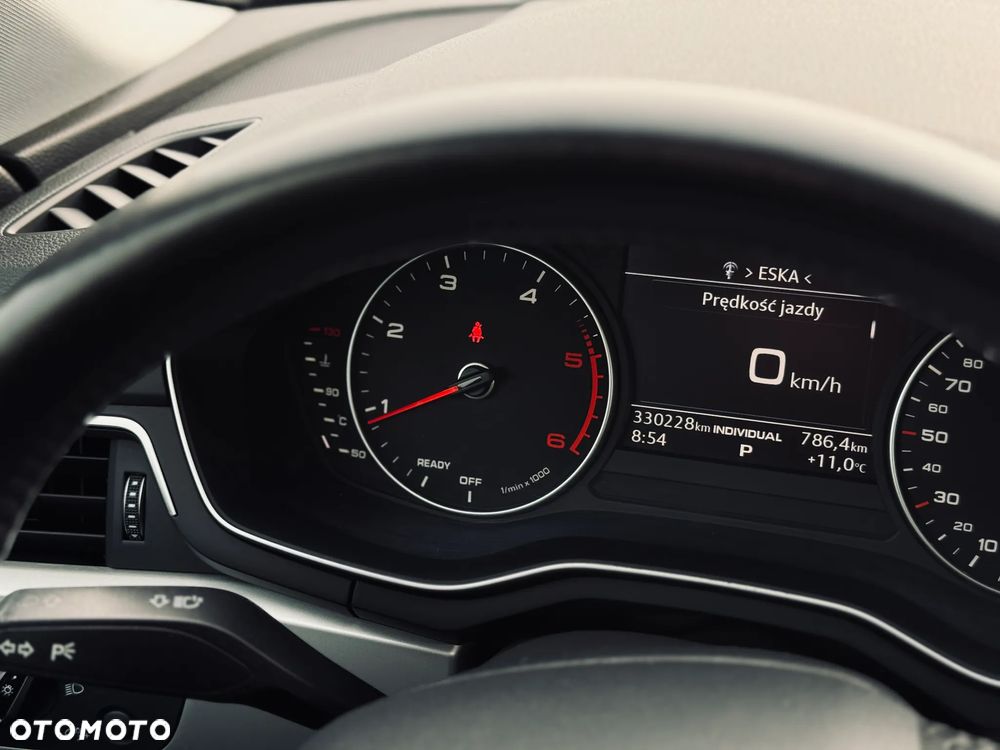 Audi A4 Avant 2.0 TDI S tronic - 37