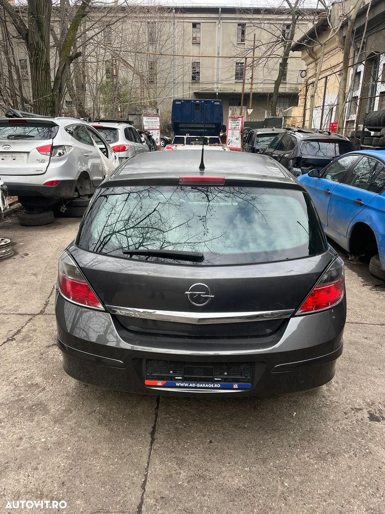 Dezmembrez Opel Astra H hatchback facelift 2008 1,4 benzina Z14XEP 66KW gri Z177 - 8
