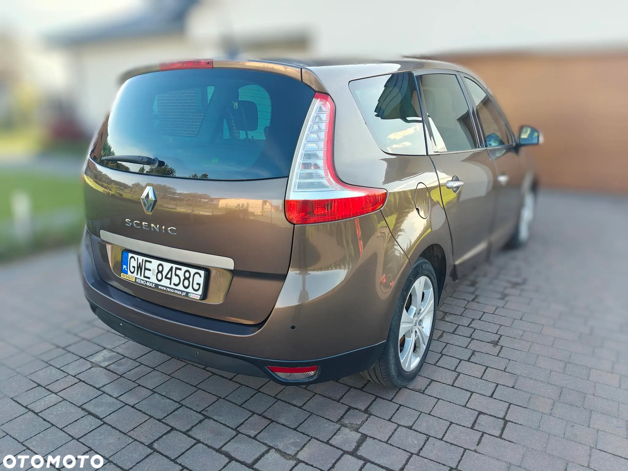Renault Grand Scenic - 2