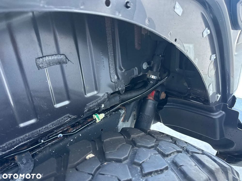 Jeep Wrangler - 23