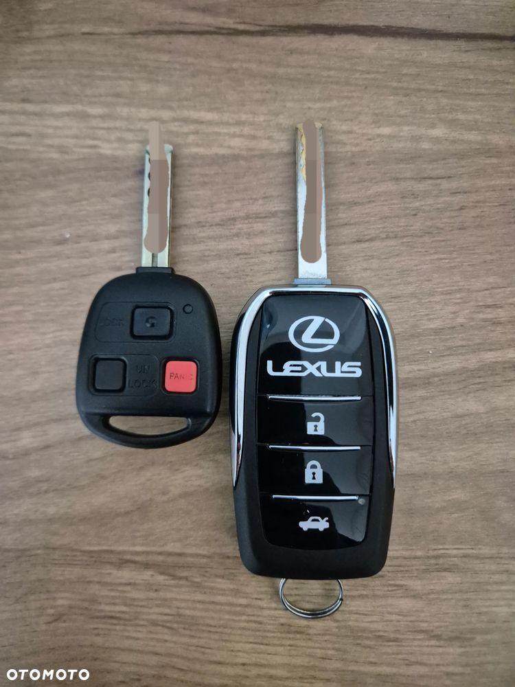 Lexus RX FWD - 17