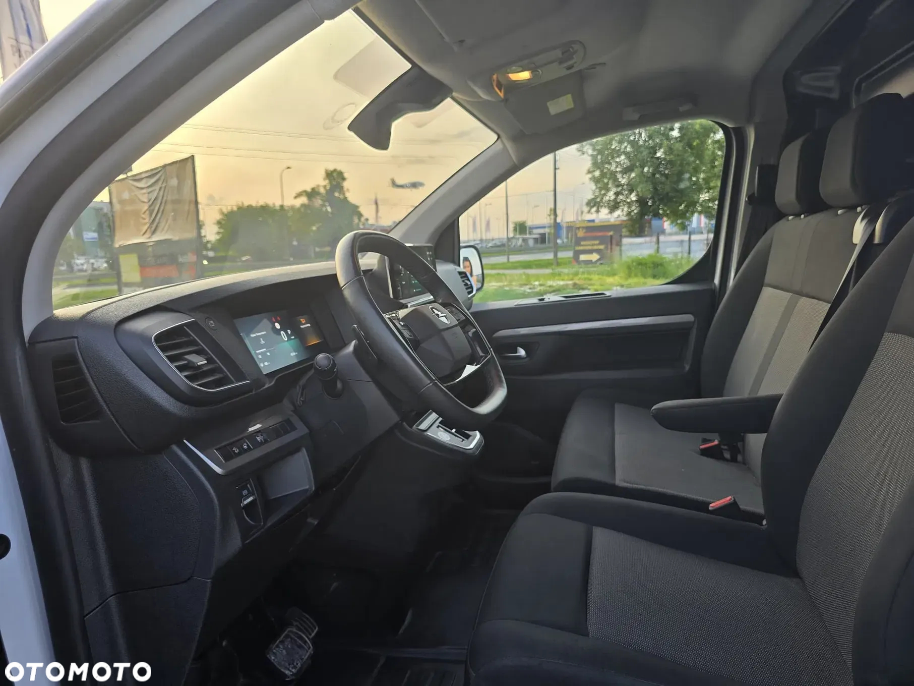 Opel Vivaro Kasten - 22