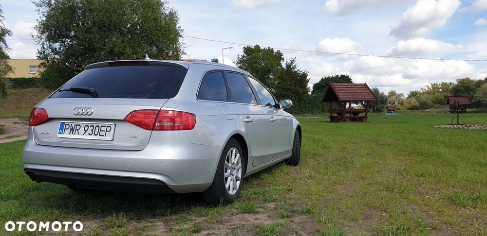 Audi A4 Avant - 9