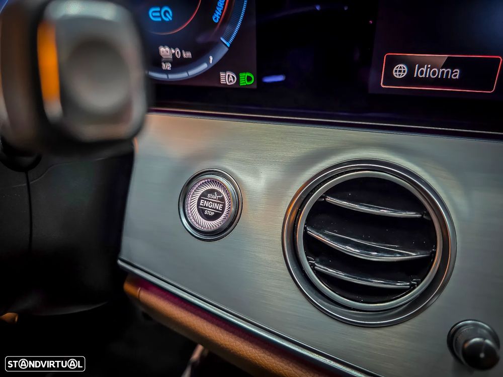 Mercedes-Benz E 300 de 9G-TRONIC AMG Line - 27