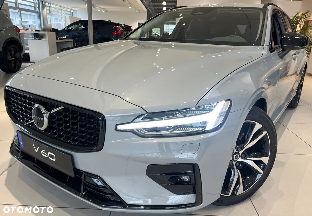 Volvo V60 B4 B DKG Plus Dark - 30