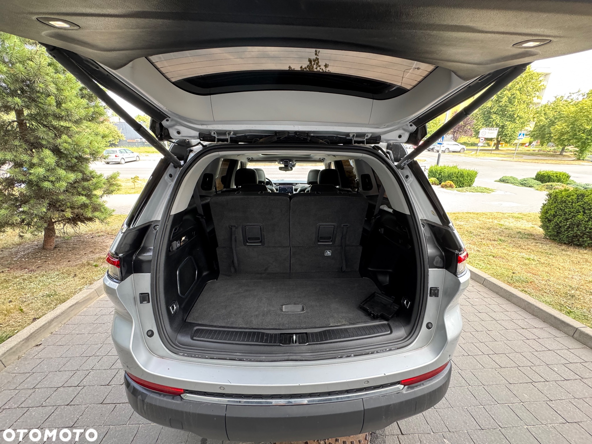 Jeep Grand Cherokee - 7