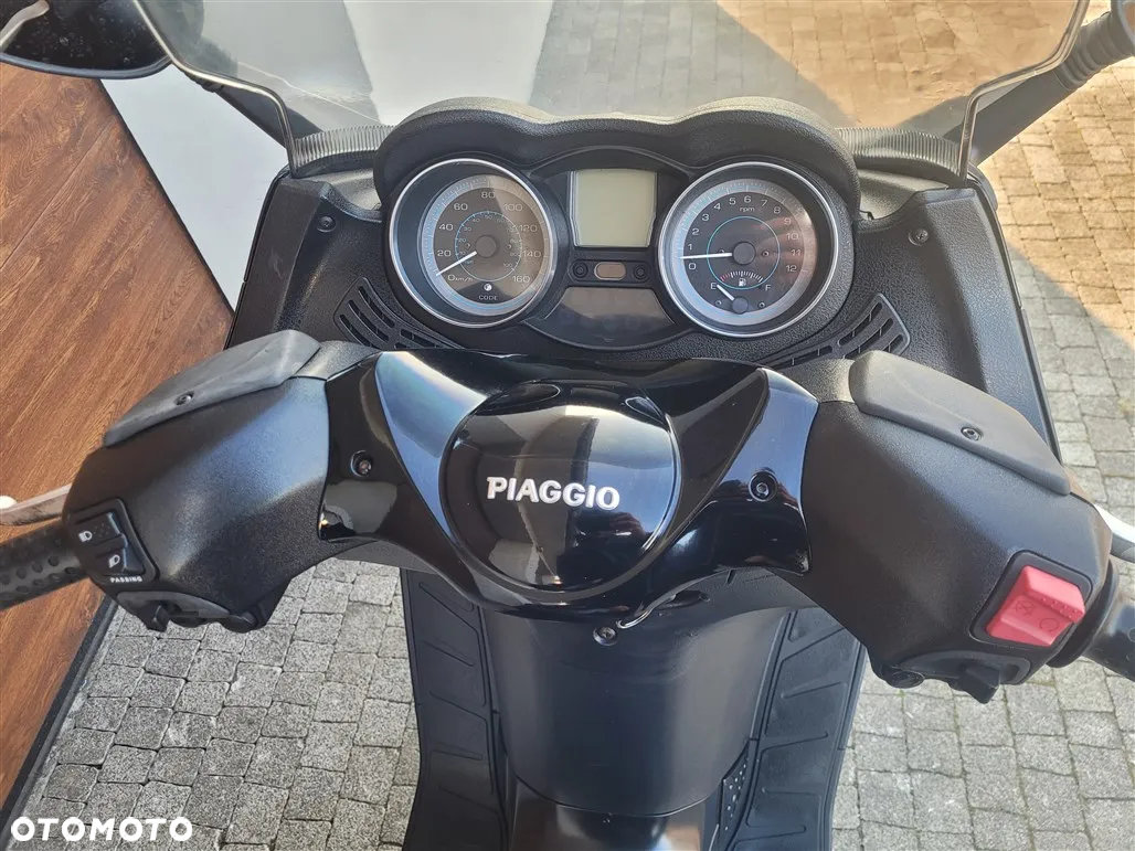 Piaggio Xevo - 8