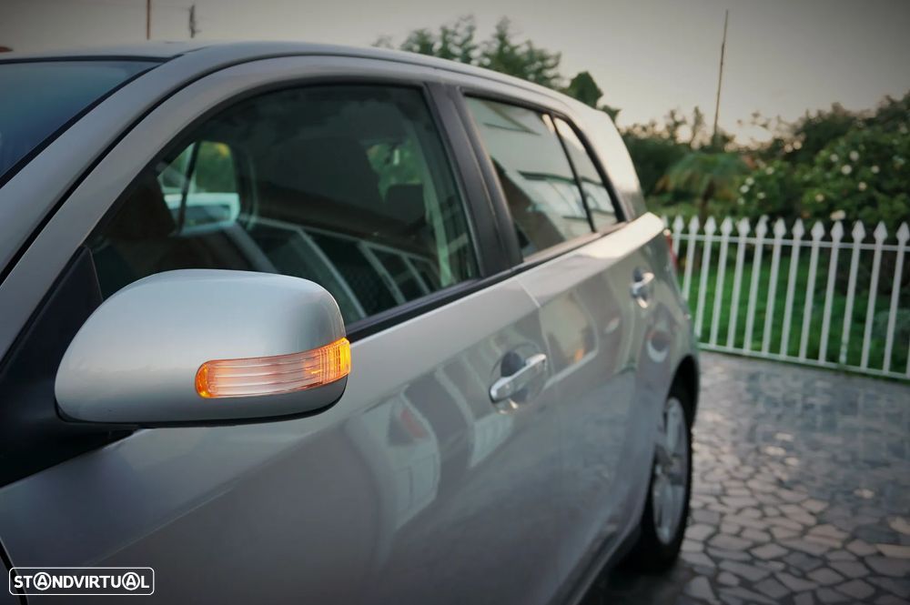 Toyota Urban Cruiser 1.33 4x2 Town - 35