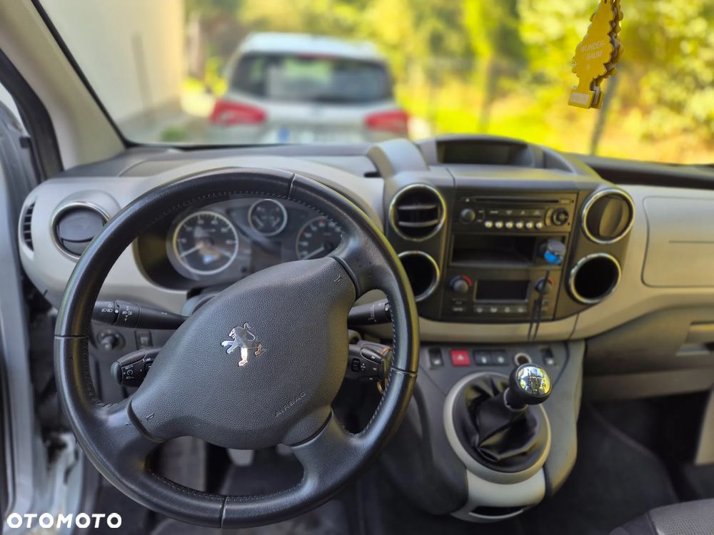 Peugeot Partner - 13