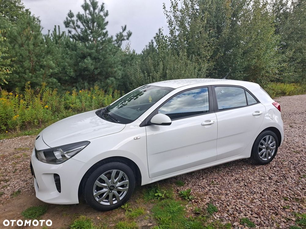 Kia Rio 1.2 Business Line - 15