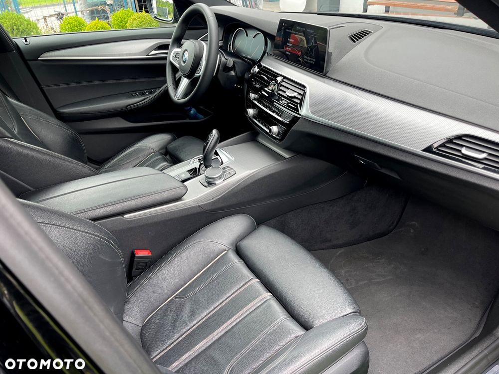 BMW Seria 5 530d M Sport sport - 19