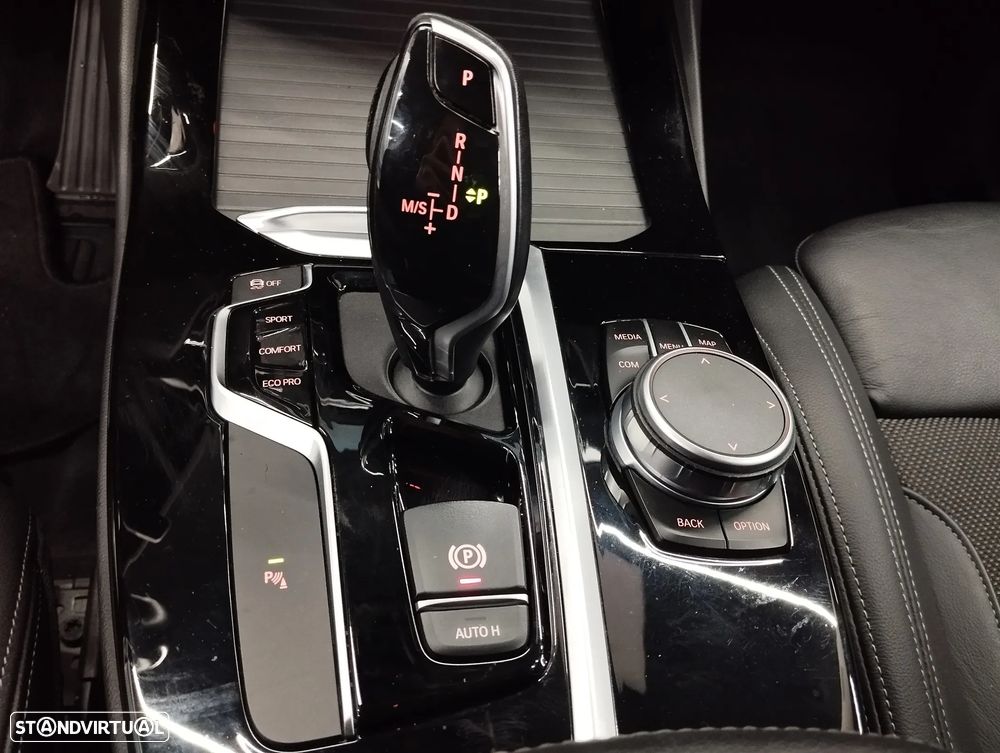 BMW X3 18 d sDrive xLine Auto - 33