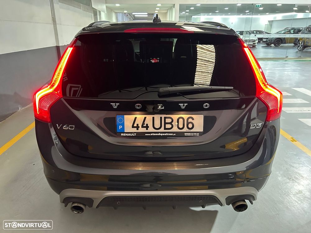 Volvo V60 2.0 D3 R-Design - 8