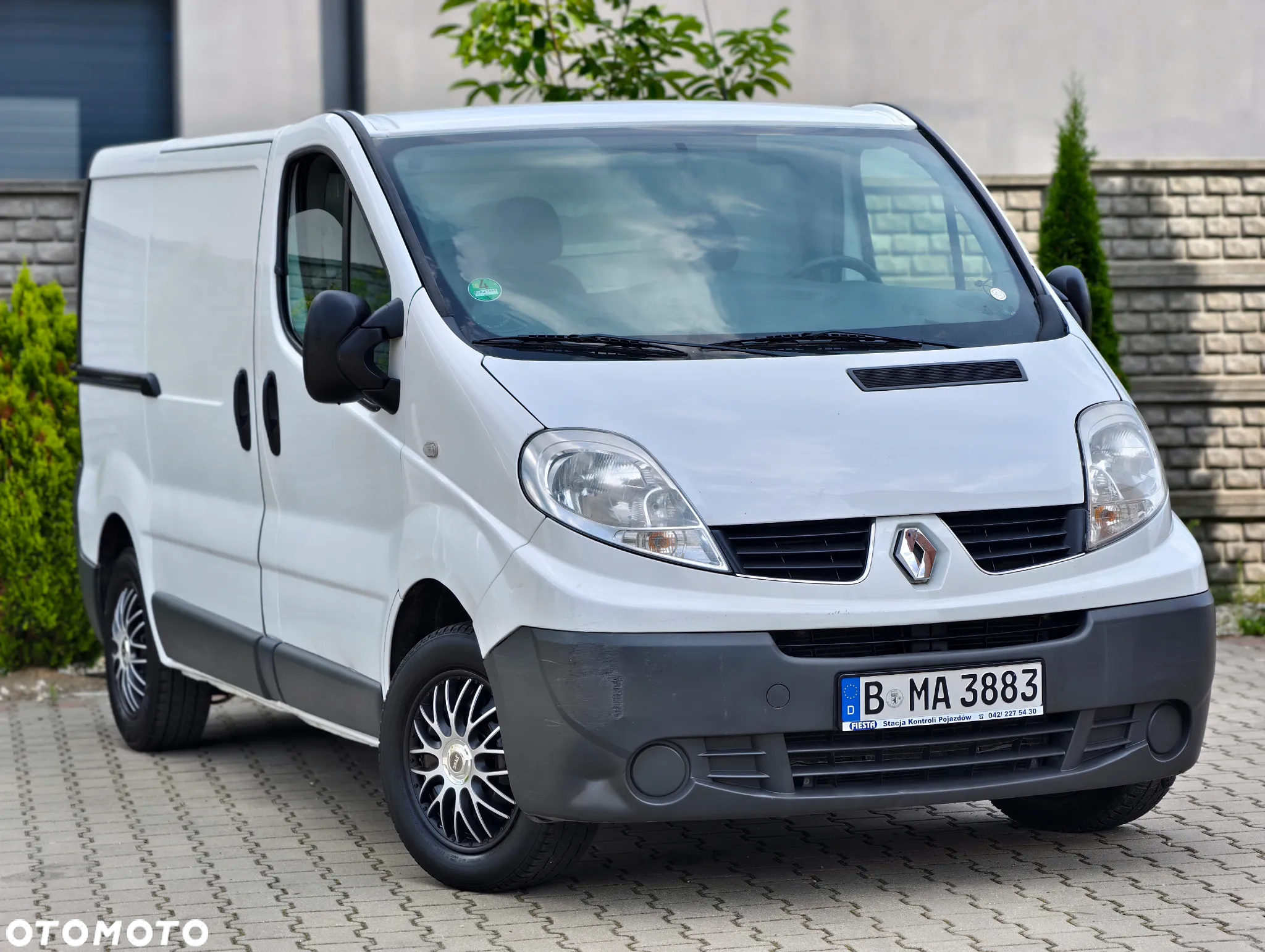 Renault Trafic - 21