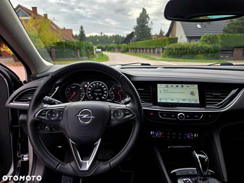 Opel Insignia - 15