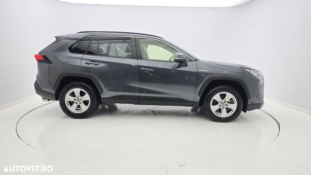Toyota RAV4 - 5