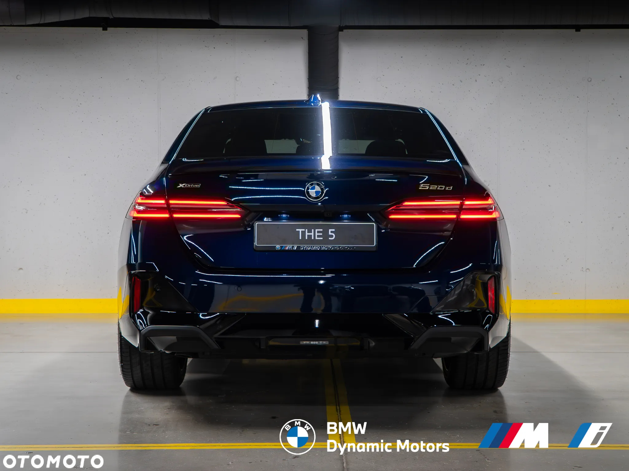 BMW Seria 5 520d xDrive - 5