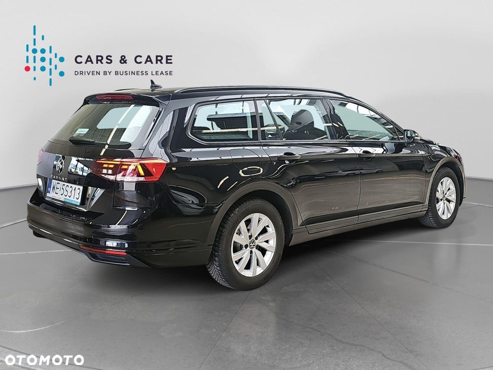 Volkswagen Passat Variant 2.0 TDI EVO Essence DSG - 21