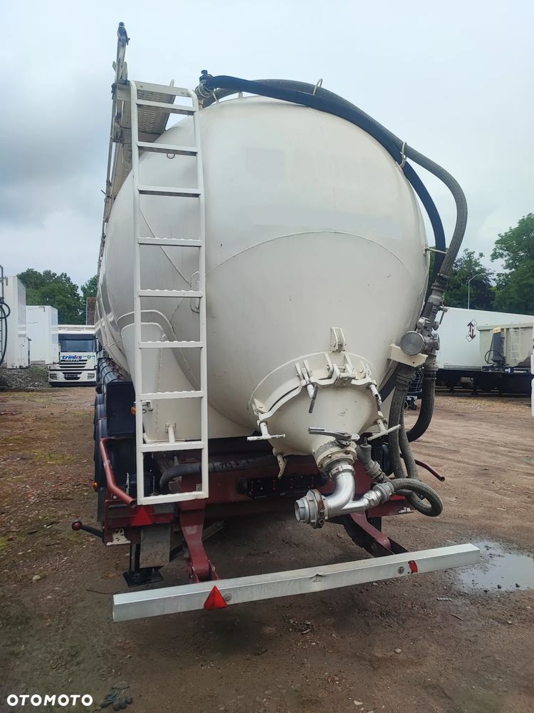 Benalu 62 000 L - 5