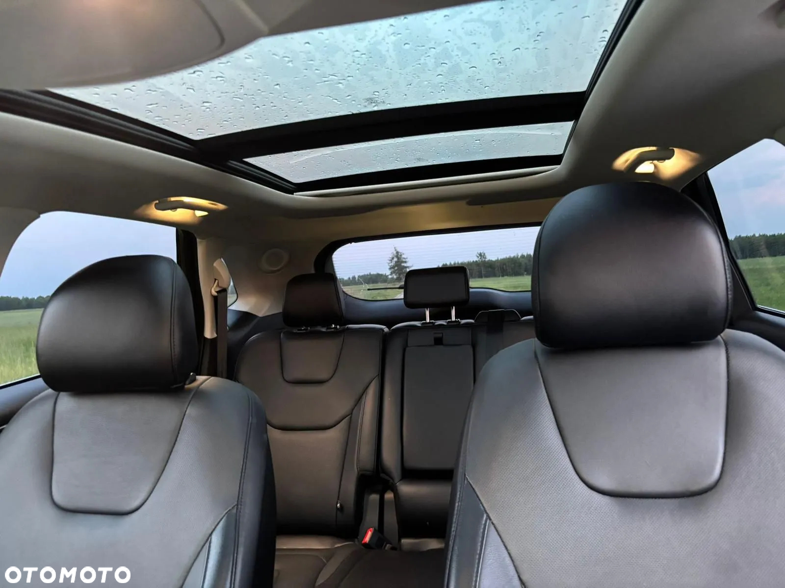 Ford Edge - 12