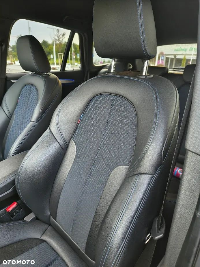 BMW X1 sDrive18d M Sport - 12