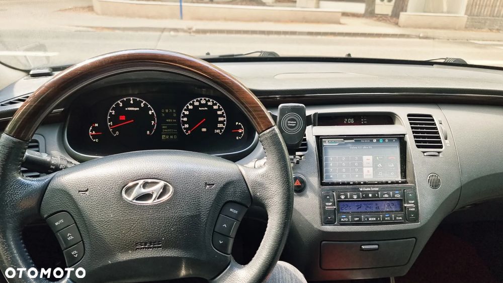 Hyundai Grandeur - 5