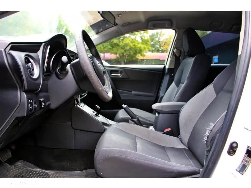 Toyota Auris Hybrid 135 Active - 2